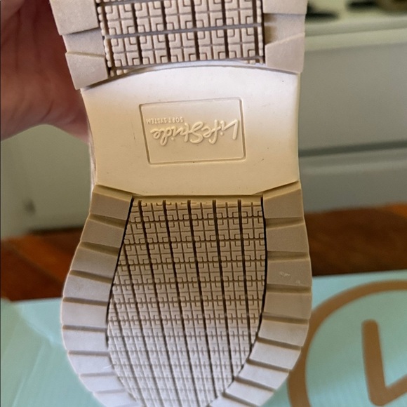 Lifestride Horizon Sneakers - Picture 10 of 11